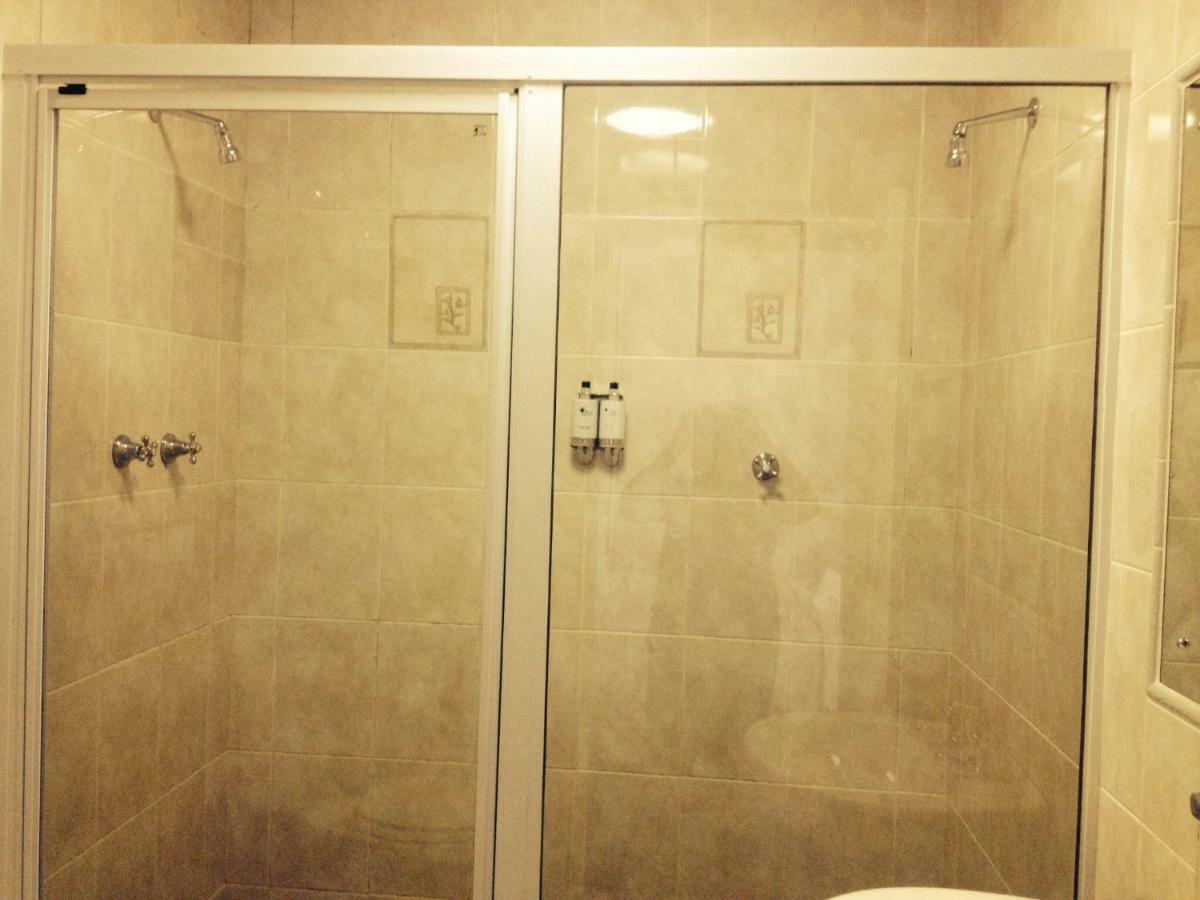 Smart Villa Guest House Източен Лондон Екстериор снимка