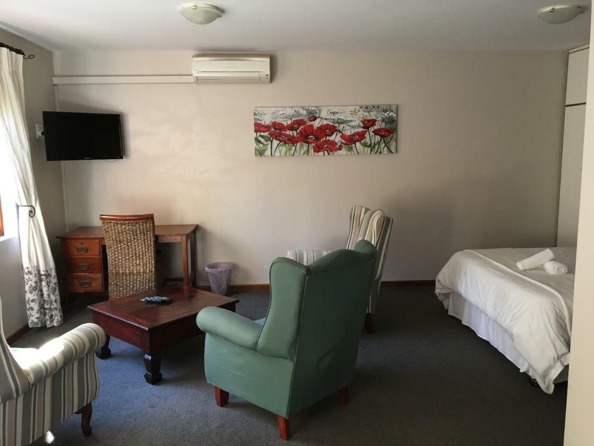 Smart Villa Guest House Източен Лондон Екстериор снимка